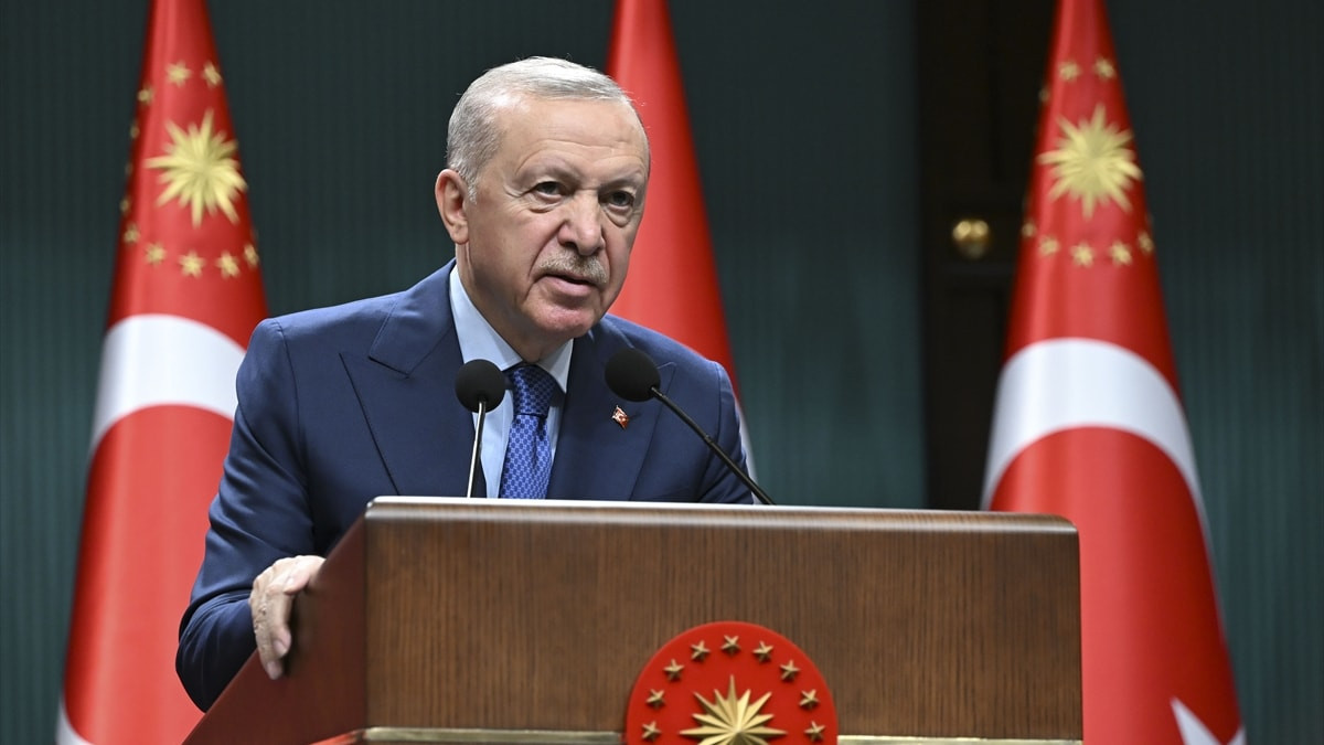 Cumhurbaşkanı Erdoğan’dan, Türk otomobil sporları tarihine geçen Ali Türkkan’a tebrik