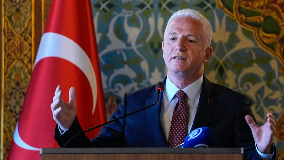Davut Gül’de Özgür Özel’e Üsküdar yanıtı: Seçim süreci mahkeme kararları ve kanun çerçevesinde yürütüldü