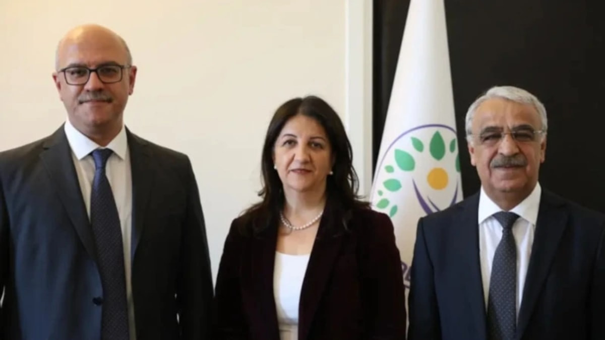 DEM Parti İmralı Heyeti, Abdullah Öcalan ile görüşmek için İmralı’ya gitti