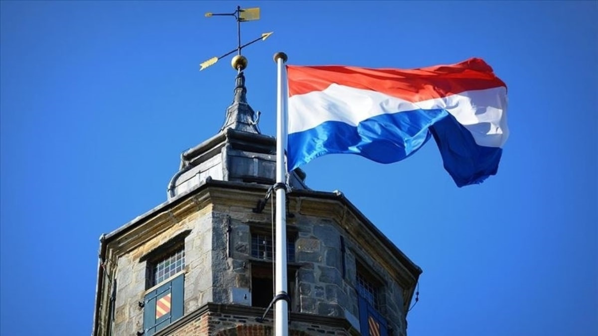 Hollanda, jeopolitik gerilim nedeniyle 86 ton altın rezervini ABD ve Kanada’dan İngiltere’ye taşıdı