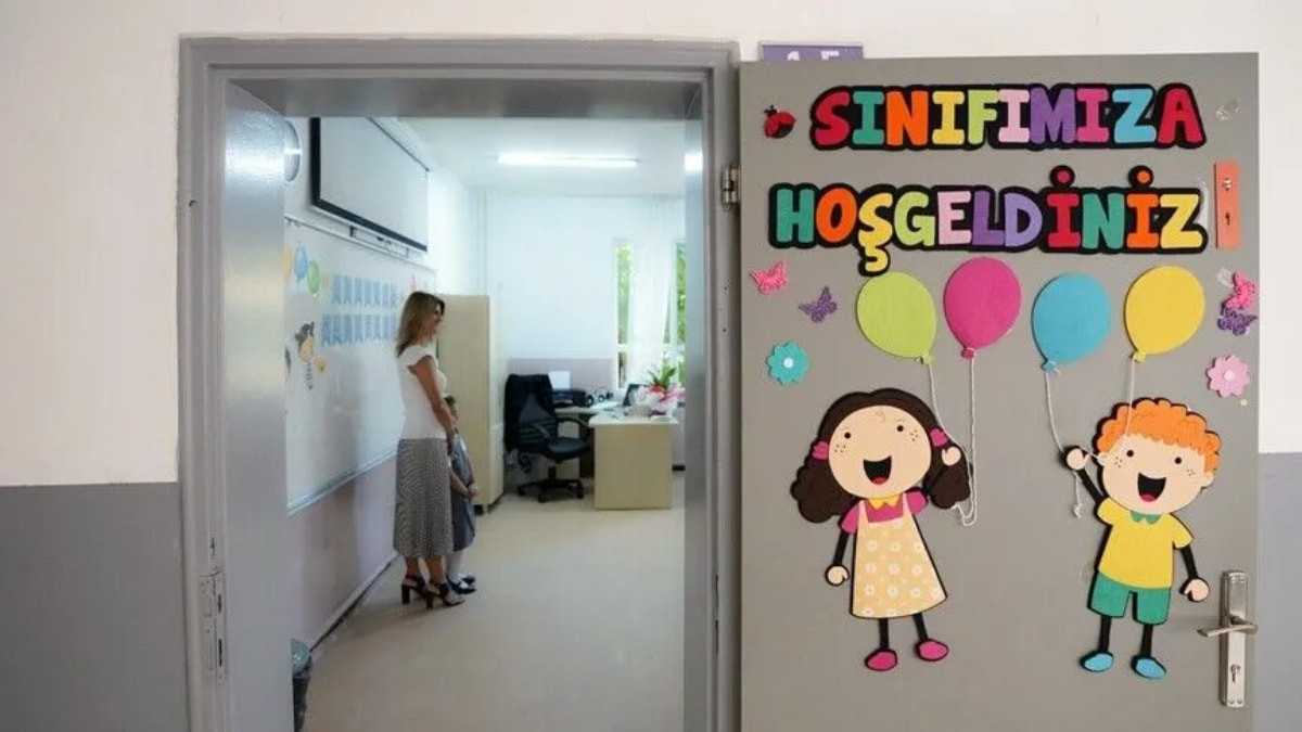 MEB’den öğretmenlere mazerete bağlı yer değiştirme duyurusu