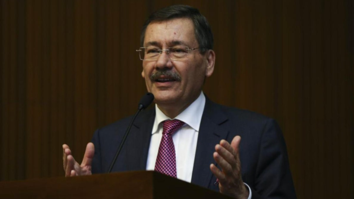Melih Gökçek: Mesnetsiz ithamların hesabı hukuk önünde sorulacaktır