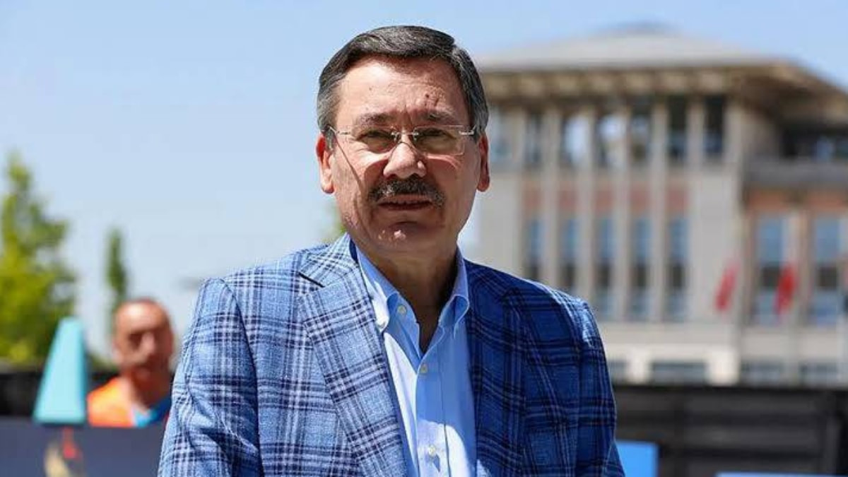 Melih Gökçek’ten Bülent Arınç’a sert yanıt