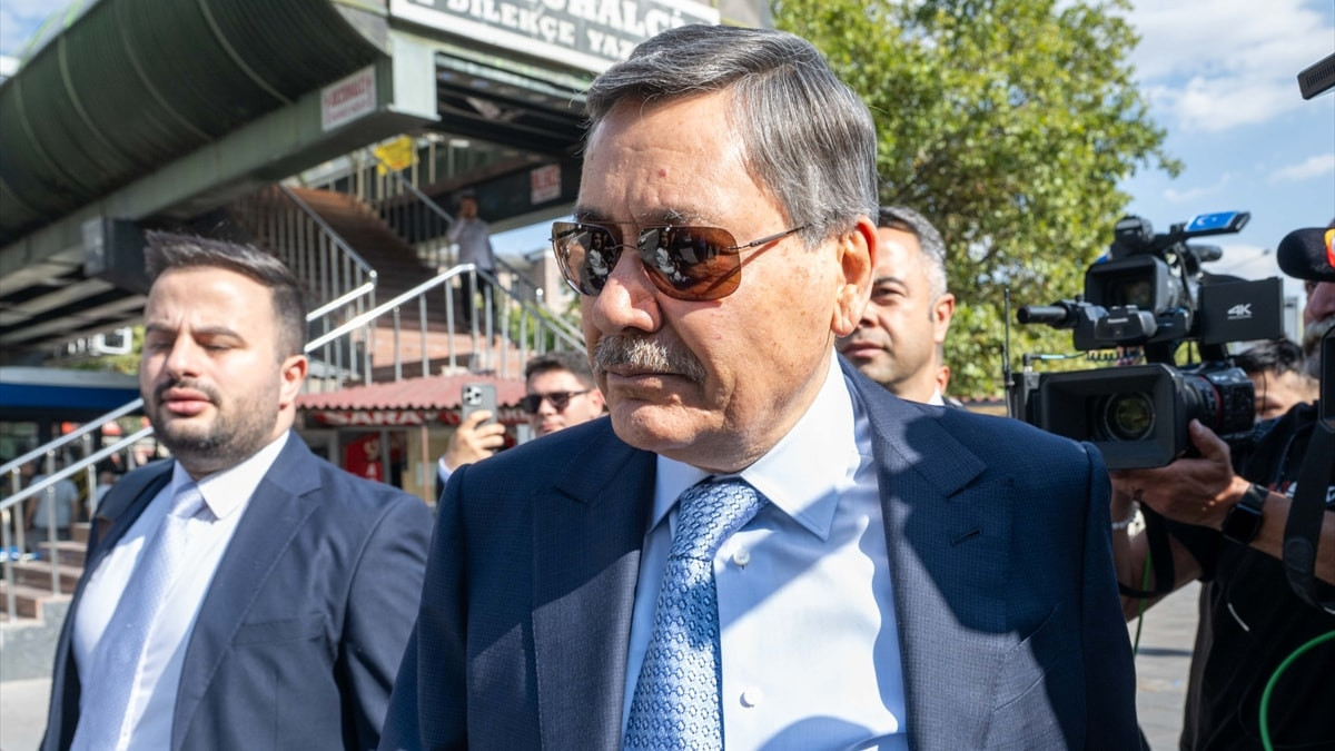 Melih Gökçek’ten ifade sonrası ilk açıklama: 500 soruşturma geçirdim, hepsinden takipsizlik aldım